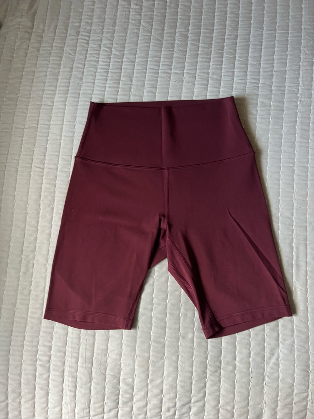 Lululemon High-Waist Burgundy Women’s Bike Shorts 8’